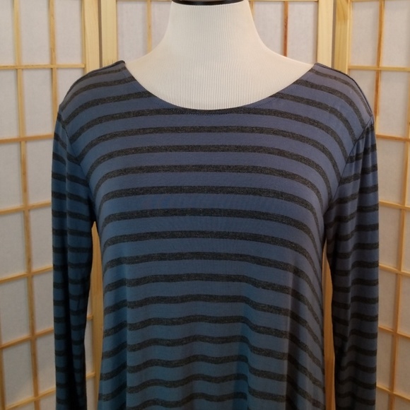 Skyz Boutique Top - Picture 2 of 6